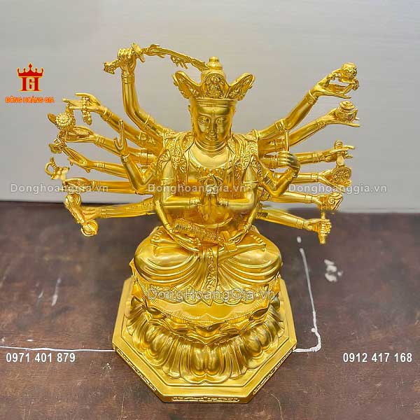 Tượng Phật Chuẩn Đề mạ vàng 24K mang ý nghĩa biểu tượng cho bình an, tốt lành